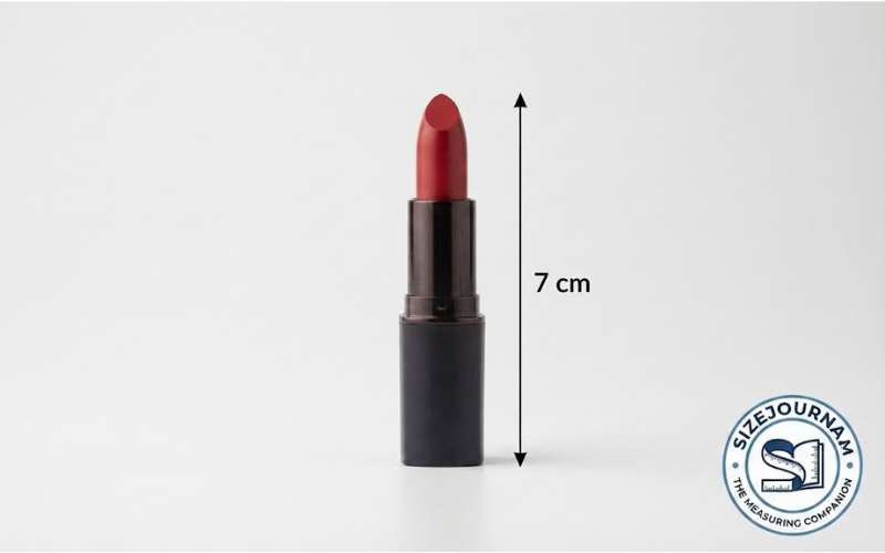 How Big is 7 cm